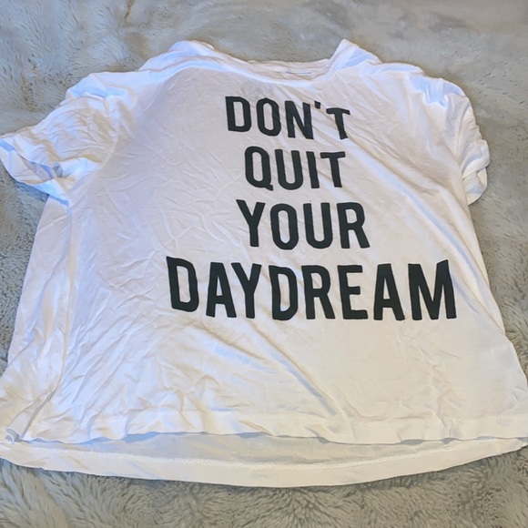 Graphic T-Shirt - Picture 4 of 7